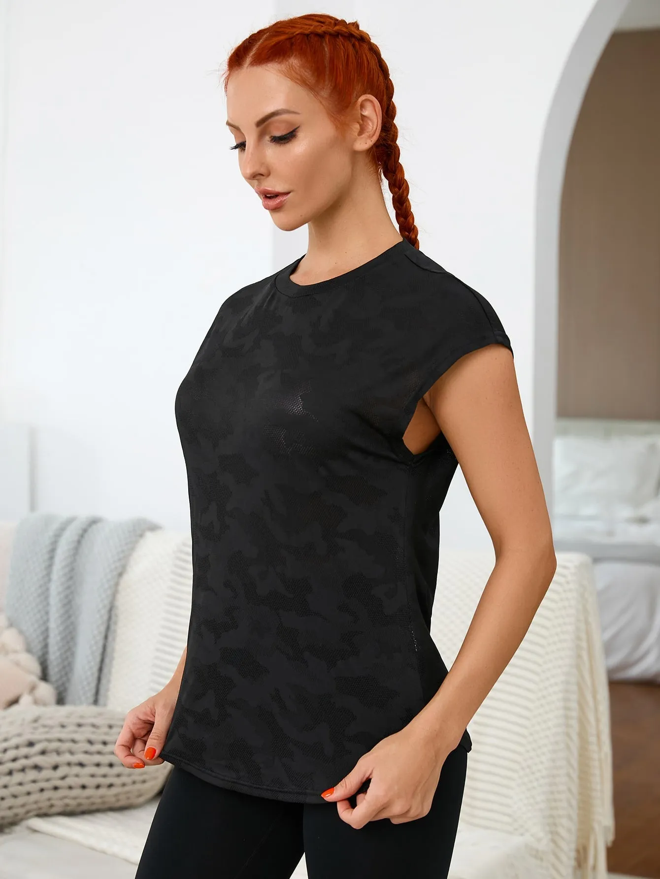 Camo Print Batwing Sleeve Curved Hem Active Tee SS23