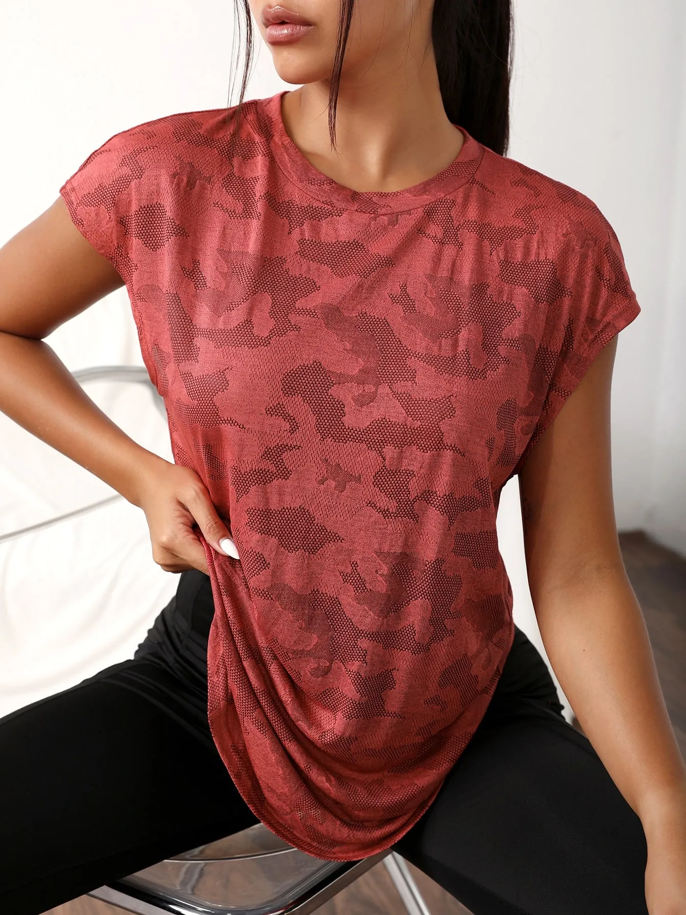 Camo Print Batwing Sleeve Curved Hem Active Tee SS23