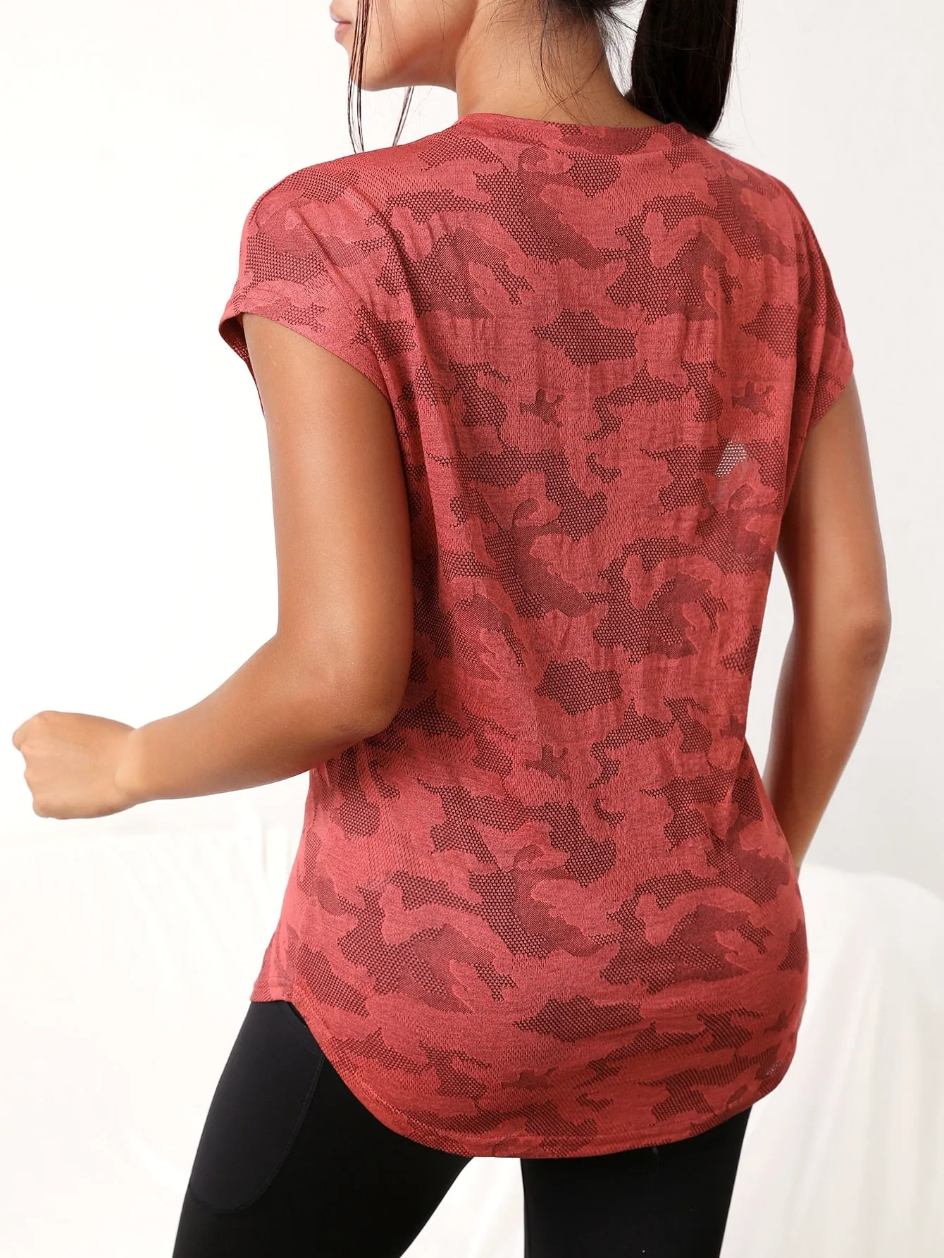 Camo Print Batwing Sleeve Curved Hem Active Tee SS23