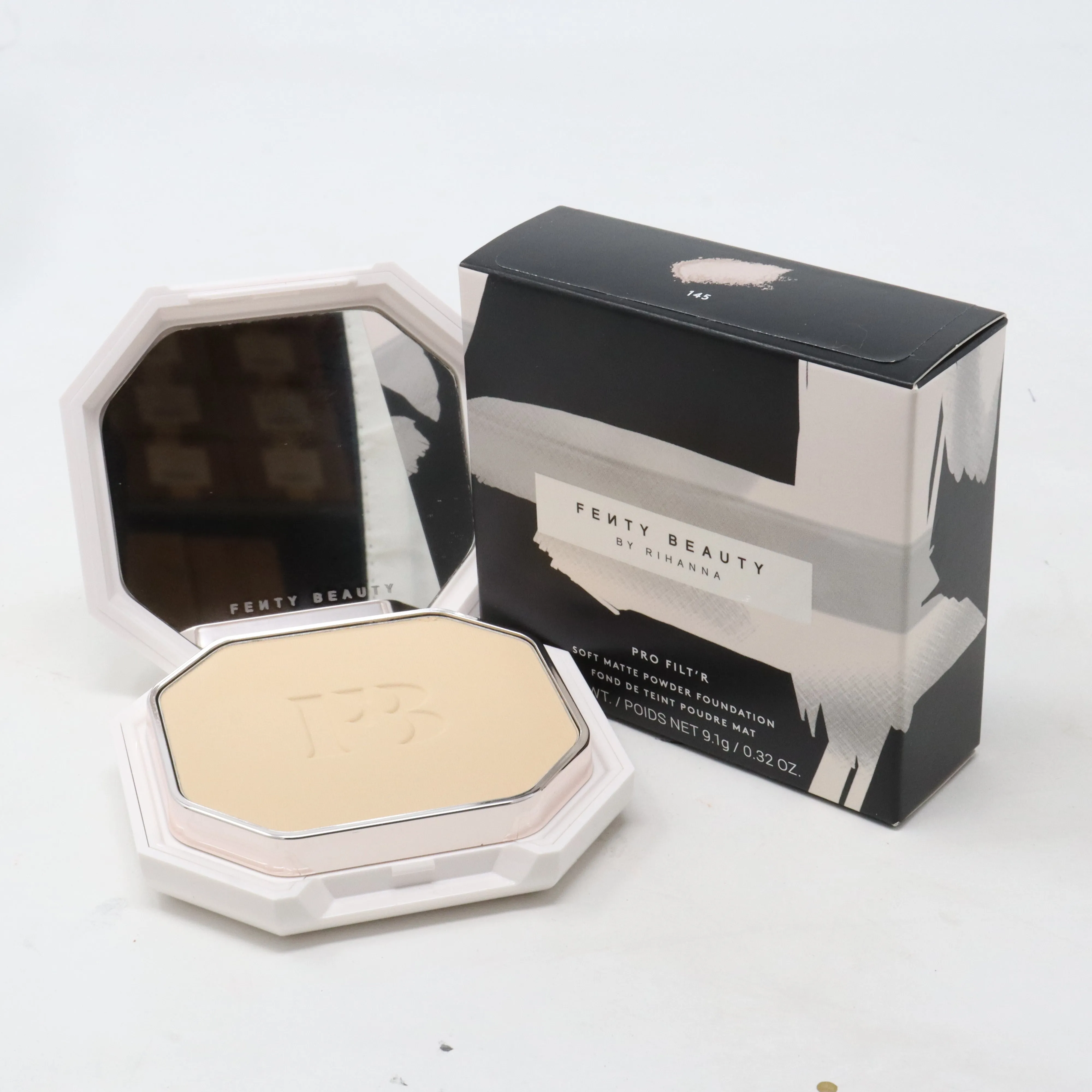 Fenty Beauty Pro Filt'r Soft Matte Powder Foundation  0.32oz/9.10g New With Box