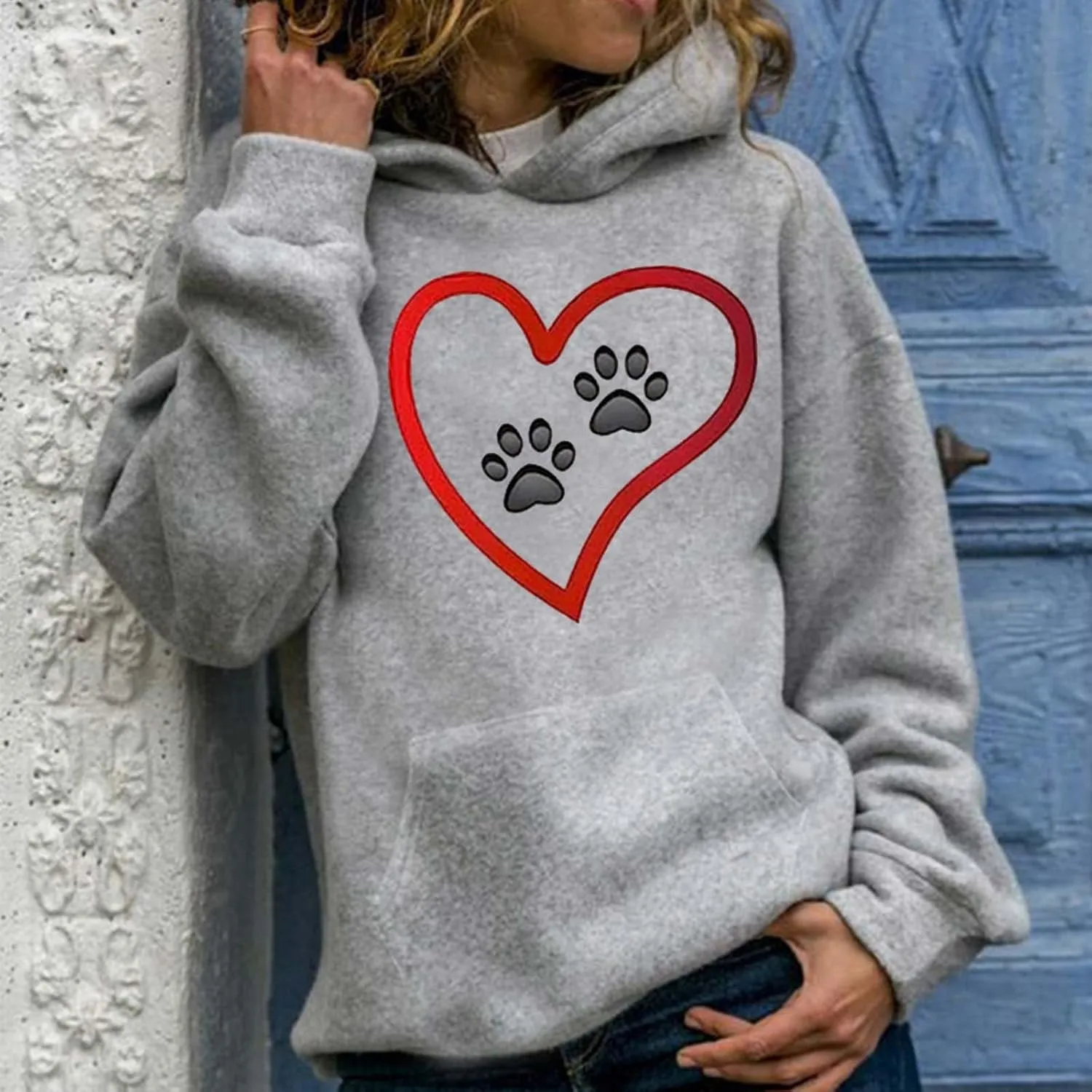Graphic Hoodie for Women Cute Dog Paw Print Long Sleeve Casual Sweatshirt Comfy 2024 Fall Winter Pullover with Pocket