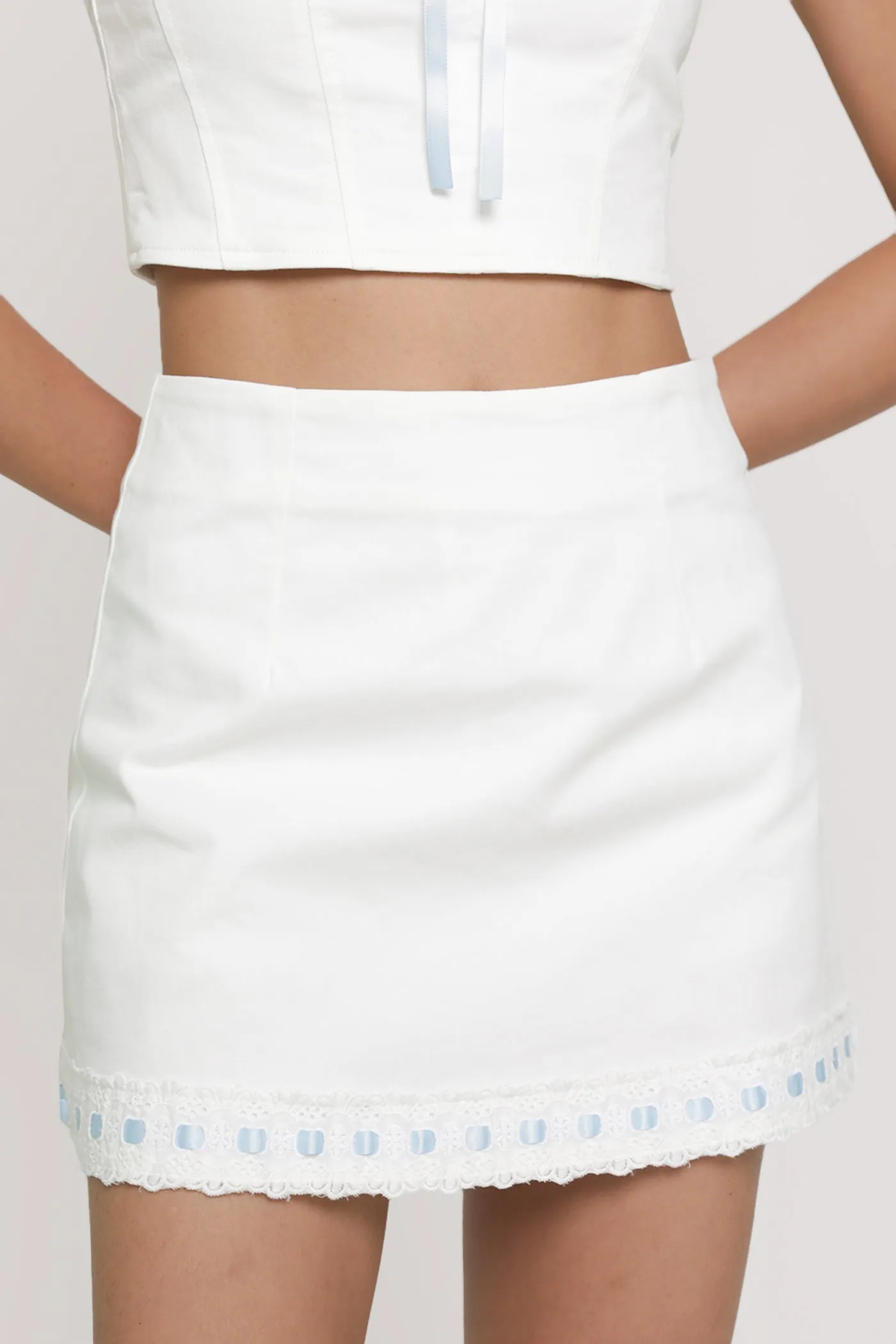 Jaylene Ribbon Embroidery Skorts