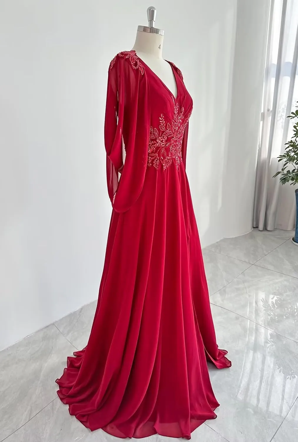 Lace Chiffon Mother of The Bride Dresses 2025 with Slit Sequin Beaded Formal Dresses V Neck Evening Gown with Cape Sleeve