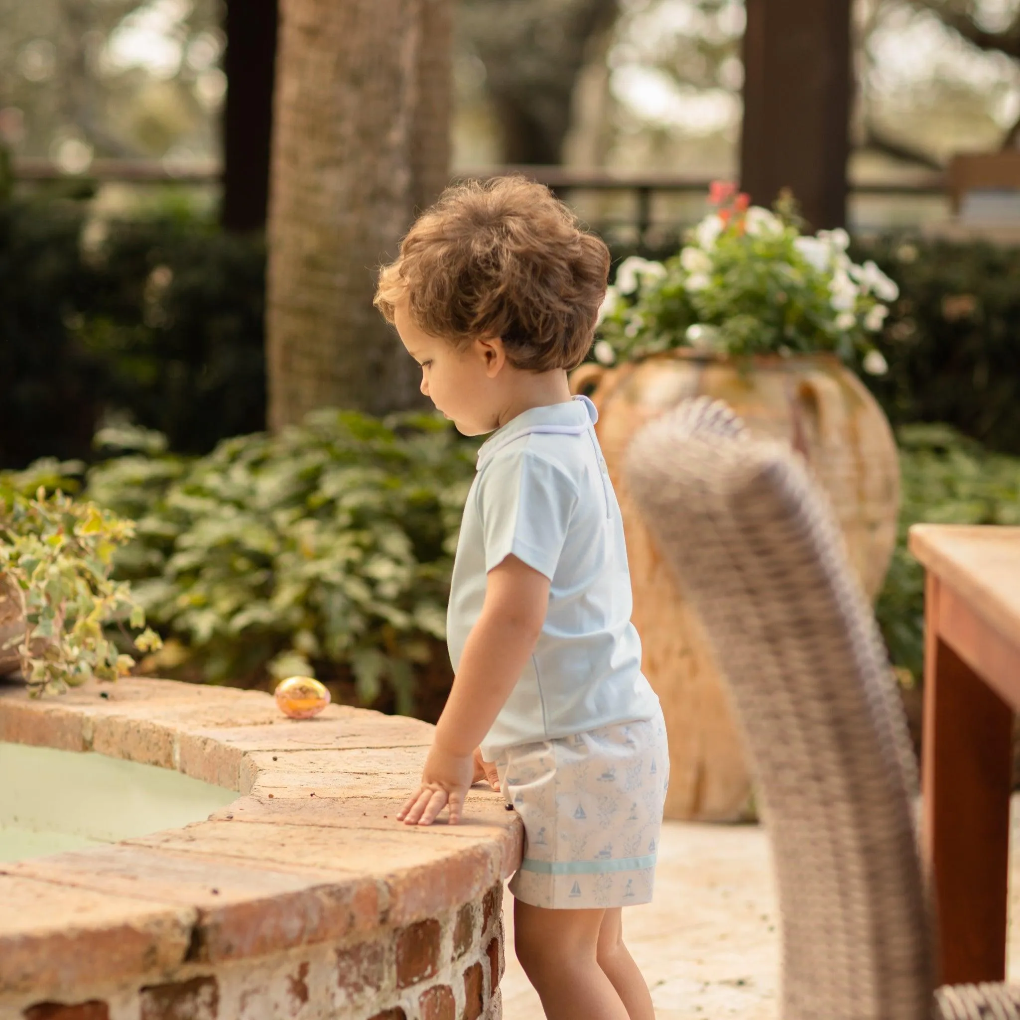 Liam Shorts in Tucker's Town Toile