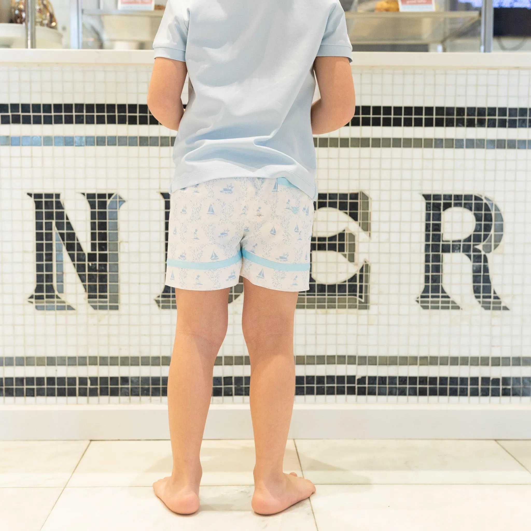 Liam Shorts in Tucker's Town Toile