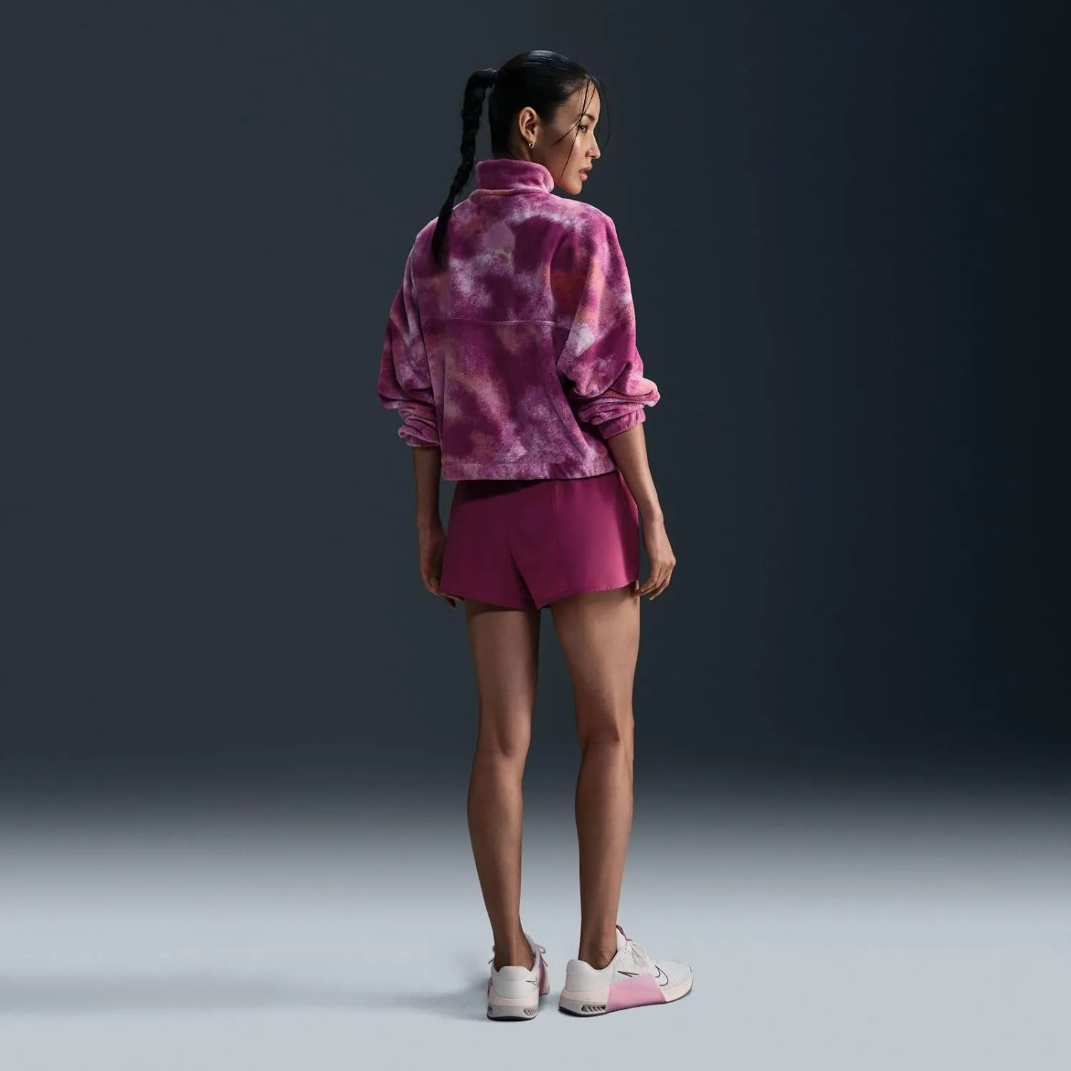 Nike One Women's Therma-FIT Oversized 1/2-Zip Fleece Printed Top (FZ6969-518, Hot Fuchsia/Hot Fuchsia)