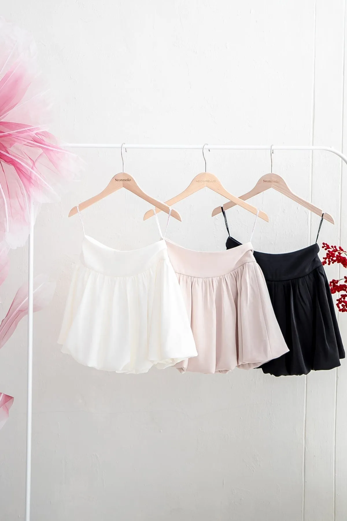 SHERA BUBBLE SKORTS IN PINK BEIGE