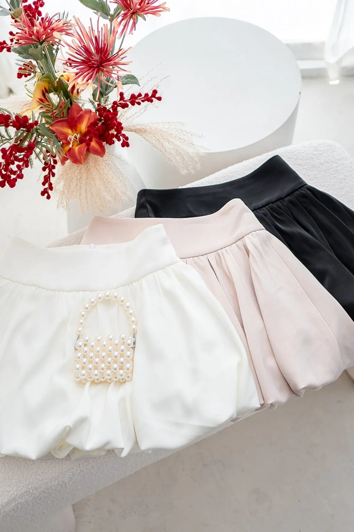 SHERA BUBBLE SKORTS IN PINK BEIGE
